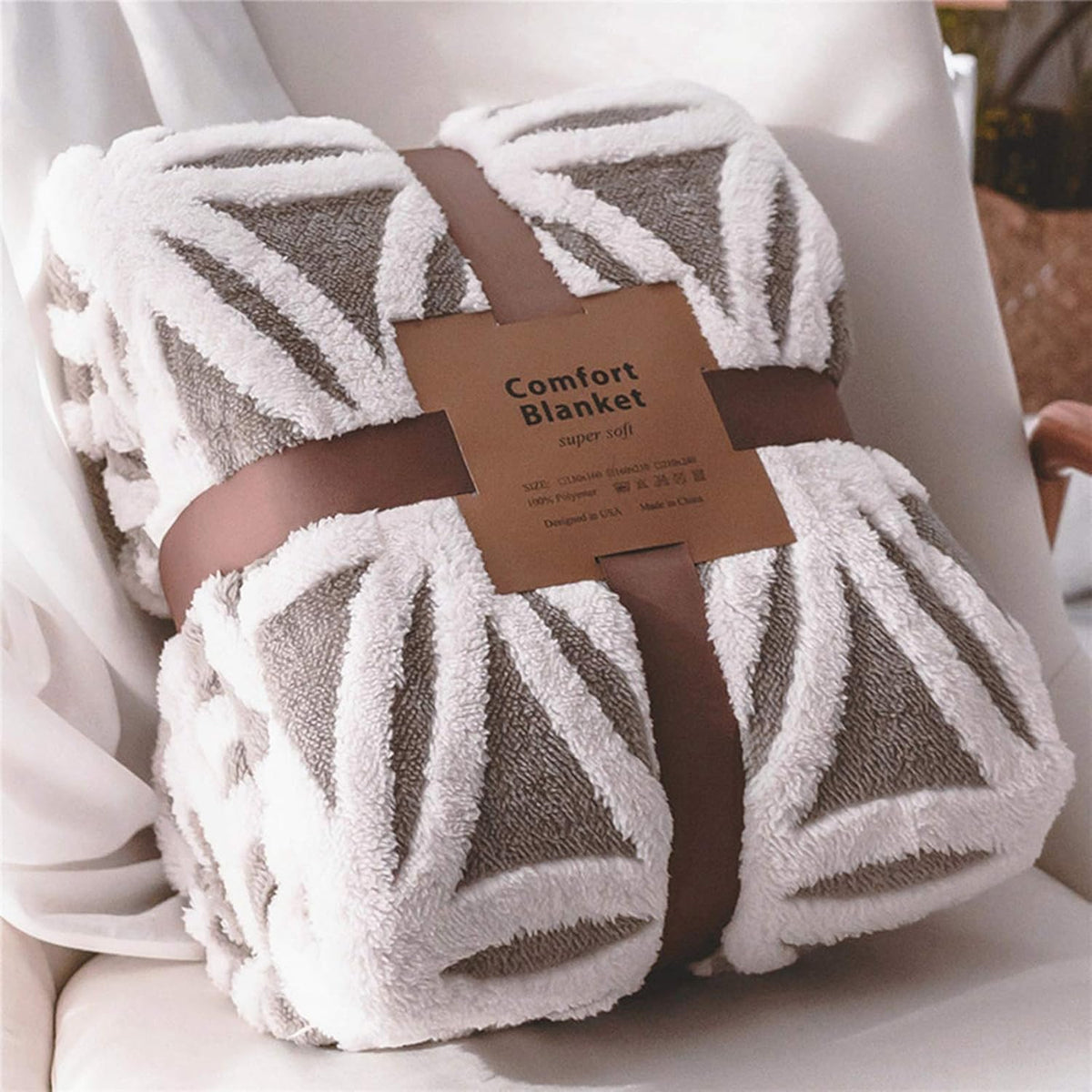 Sherpa fleece throw blanket